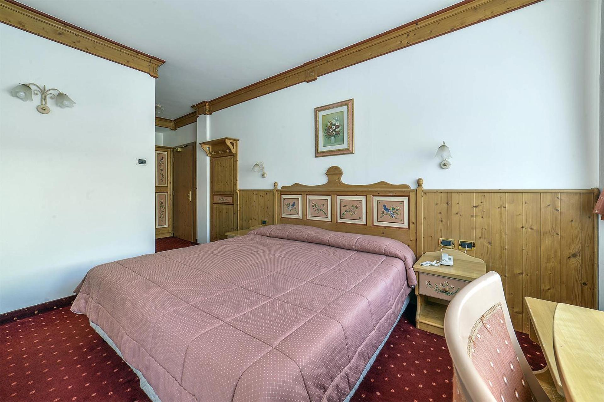 Alpenhotel Panorama กัมปีเตลโลดีฟัสซา ภายนอก รูปภาพ